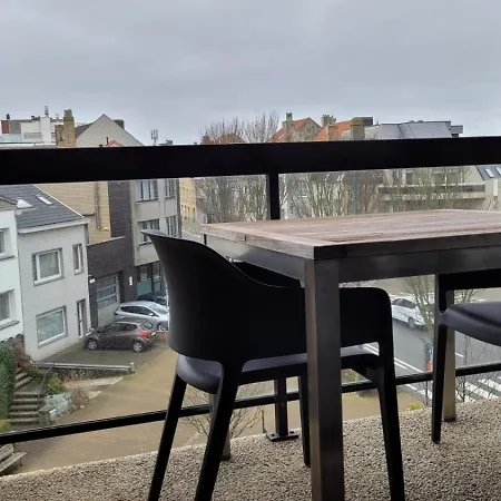 Apartament Oost-ende